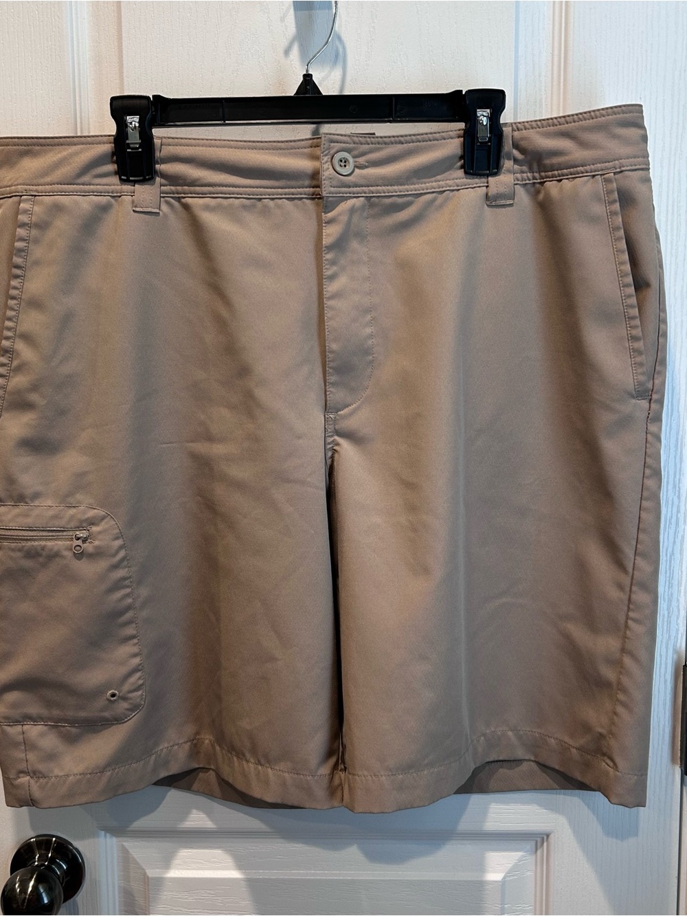 Magellan Men’s Tan Water Repellant Fish Gear Size 40 Shorts With Pockets